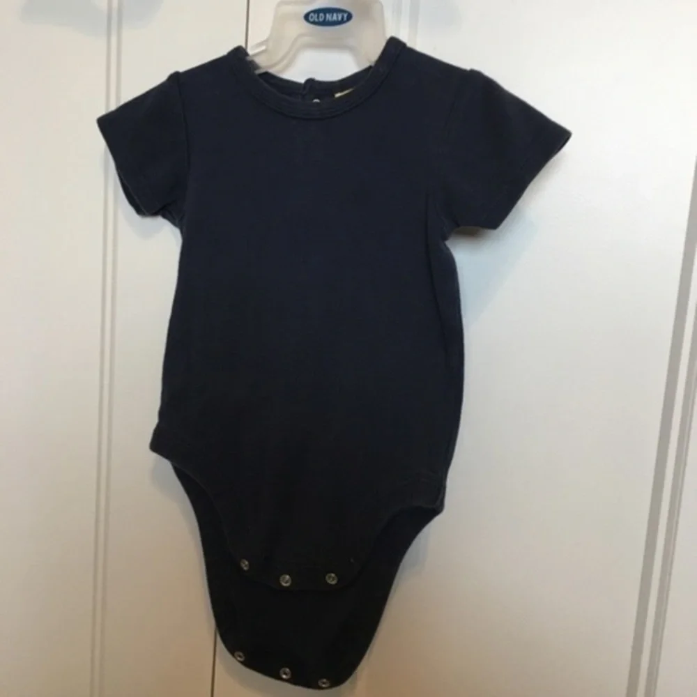 6-12 months Old Navy onesies both navy blue